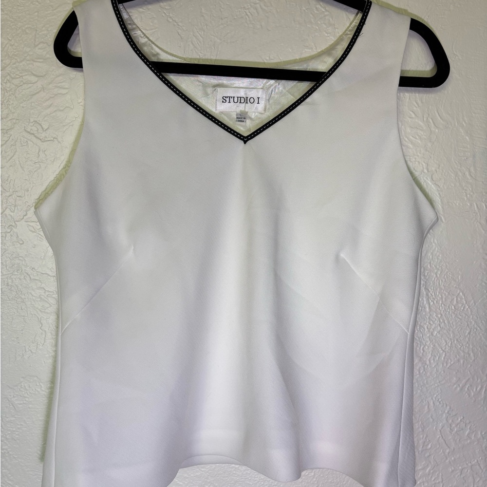 Studio I White V-Neck Sleeveless Top with Black Trim